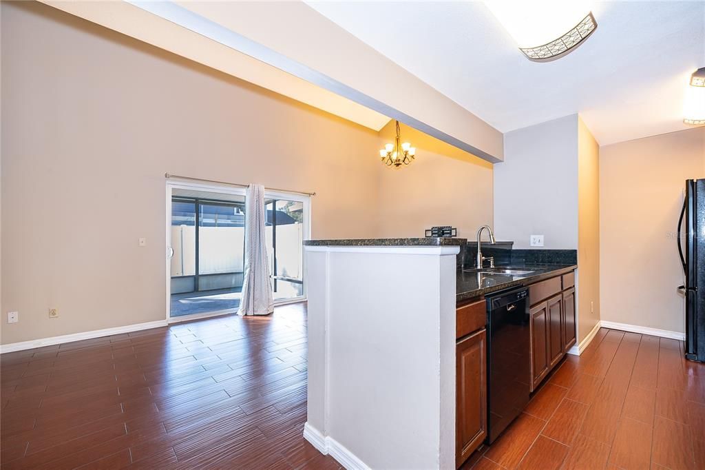 For Sale: $299,000 (3 beds, 2 baths, 1178 Square Feet)