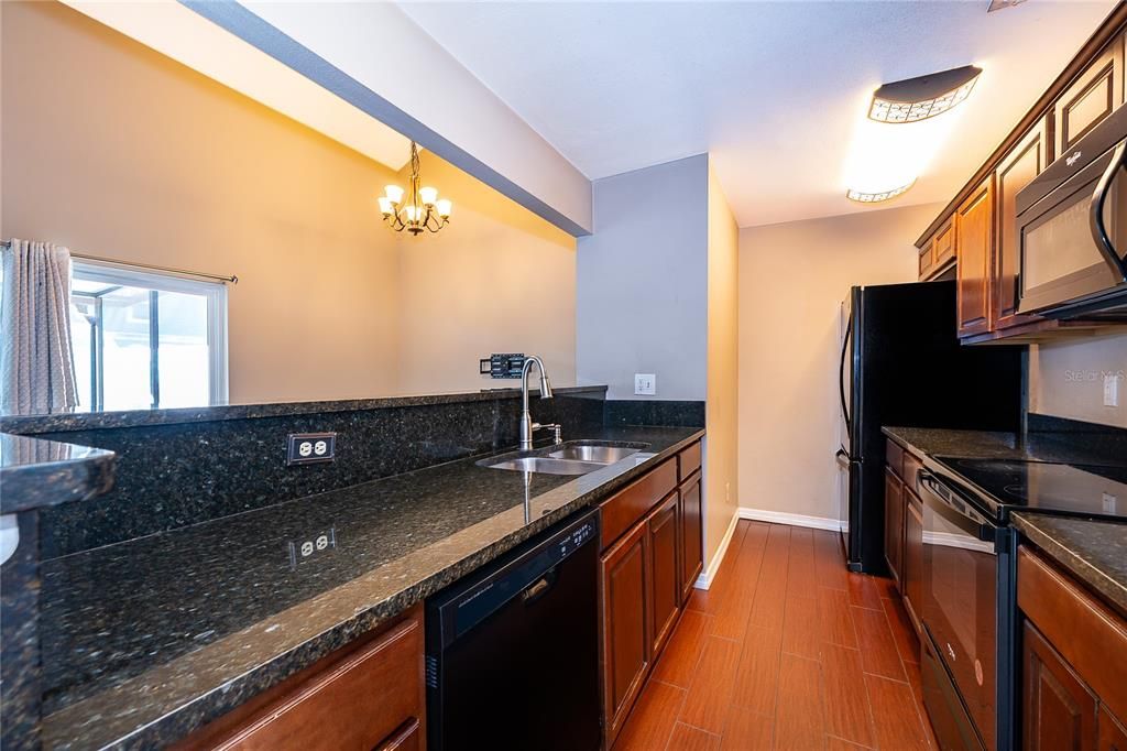 For Sale: $299,000 (3 beds, 2 baths, 1178 Square Feet)