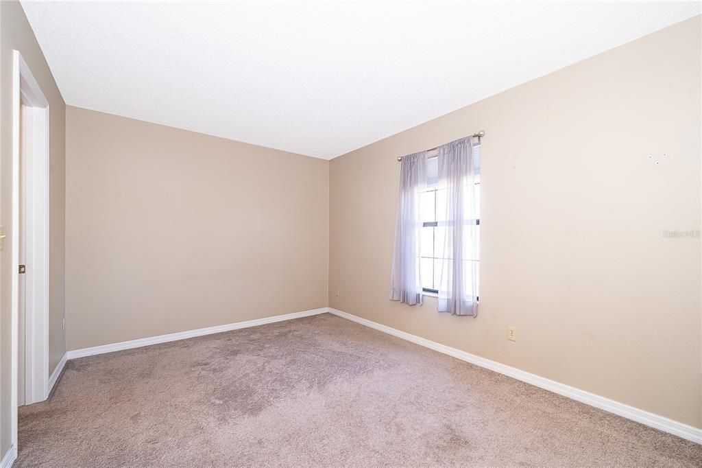 For Sale: $299,000 (3 beds, 2 baths, 1178 Square Feet)