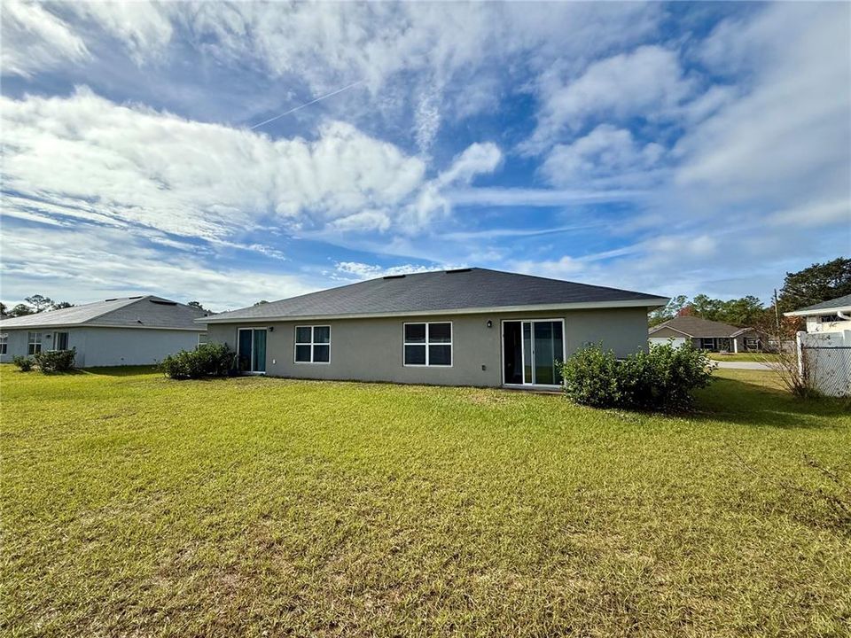 En Renta: $1,550 (2 camas, 2 baños, 978 Pies cuadrados)