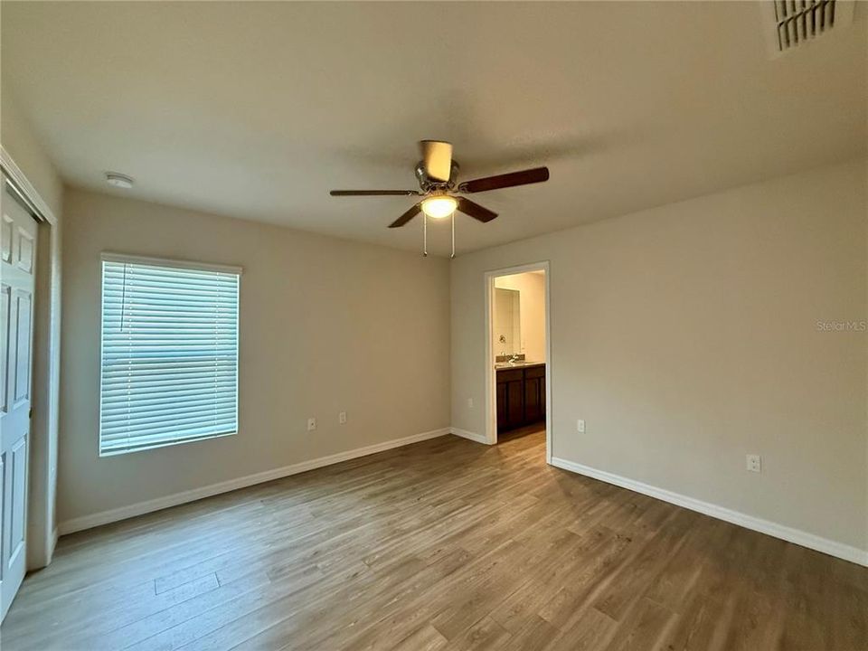 En Renta: $1,550 (2 camas, 2 baños, 978 Pies cuadrados)