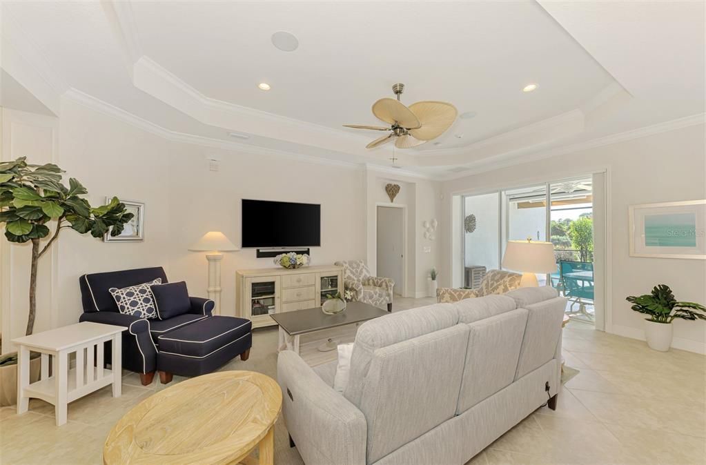 На продажу: $675,000 (3 спален, 2 ванн, 2237 Квадратных фут)