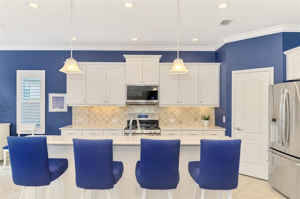 На продажу: $675,000 (3 спален, 2 ванн, 2237 Квадратных фут)