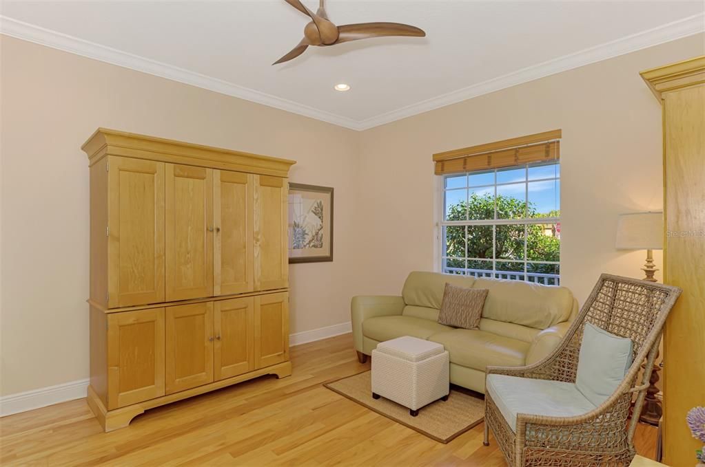 На продажу: $675,000 (3 спален, 2 ванн, 2237 Квадратных фут)