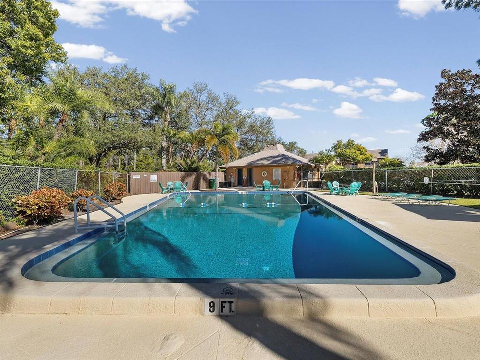 待售: $185,000 (2 贝兹, 2 浴室, 1021 平方英尺)