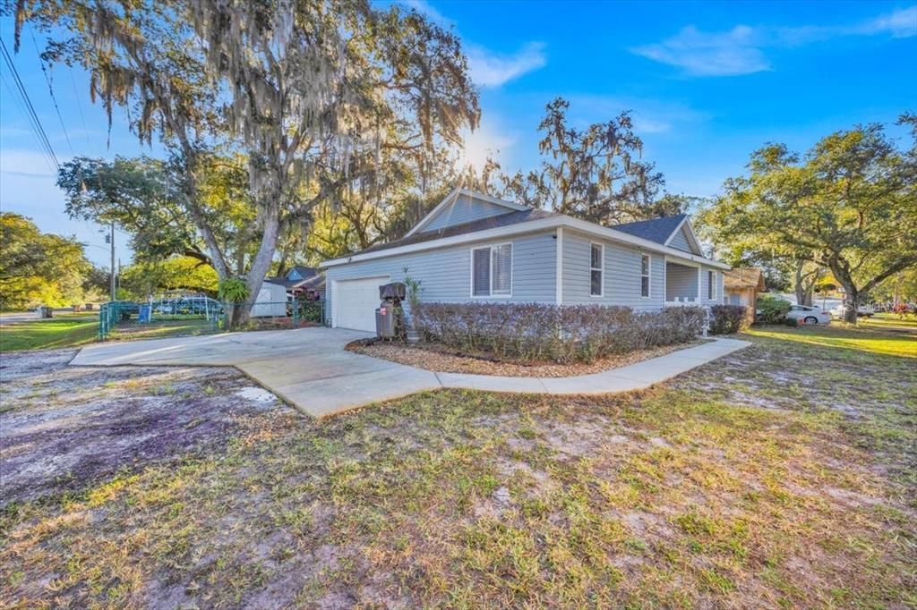 En Venta: $352,000 (3 camas, 2 baños, 1282 Pies cuadrados)