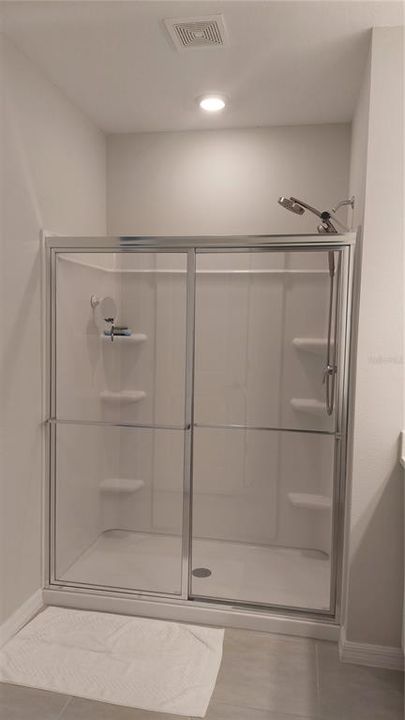 For Sale: $398,000 (4 beds, 3 baths, 2106 Square Feet)