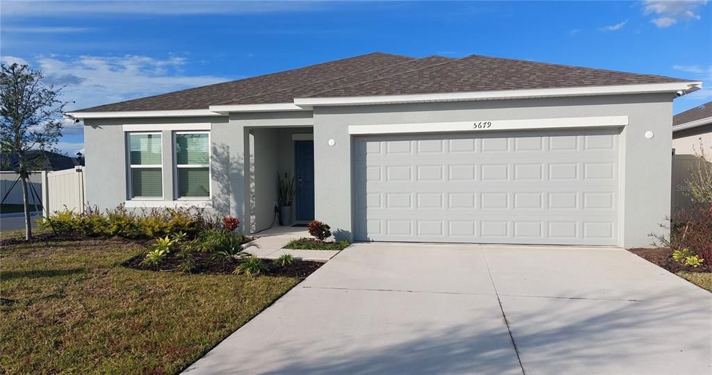 For Sale: $398,000 (4 beds, 3 baths, 2106 Square Feet)