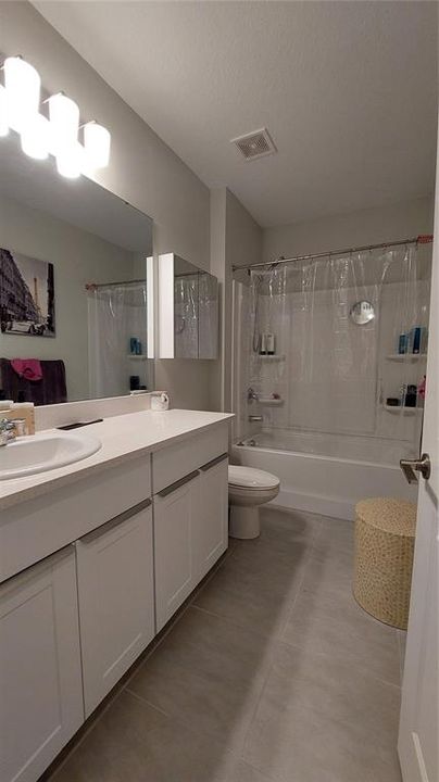 For Sale: $398,000 (4 beds, 3 baths, 2106 Square Feet)