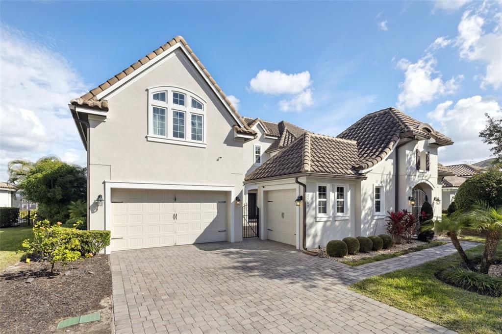 En Renta: $10,500 (5 camas, 4 baños, 4929 Pies cuadrados)