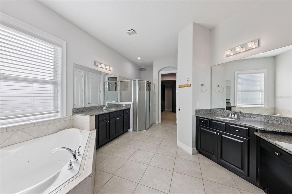 En Renta: $10,500 (5 camas, 4 baños, 4929 Pies cuadrados)