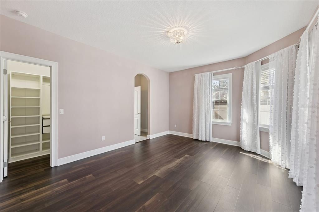 En Renta: $10,500 (5 camas, 4 baños, 4929 Pies cuadrados)