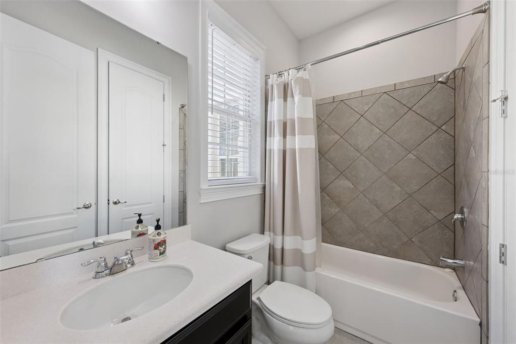 En Renta: $10,500 (5 camas, 4 baños, 4929 Pies cuadrados)