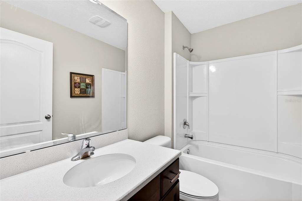 For Sale: $575,000 (4 beds, 3 baths, 2041 Square Feet)