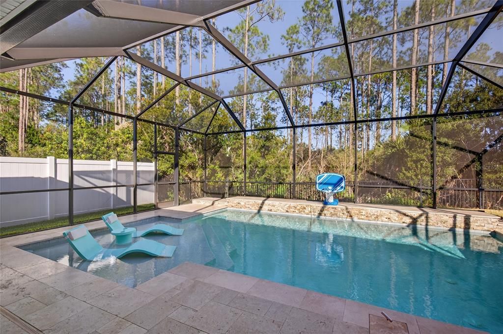 For Sale: $575,000 (4 beds, 3 baths, 2041 Square Feet)