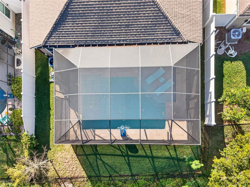 For Sale: $575,000 (4 beds, 3 baths, 2041 Square Feet)