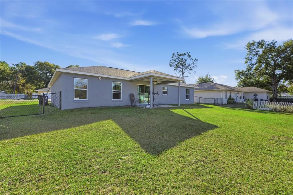 En Venta: $249,900 (3 camas, 2 baños, 1390 Pies cuadrados)