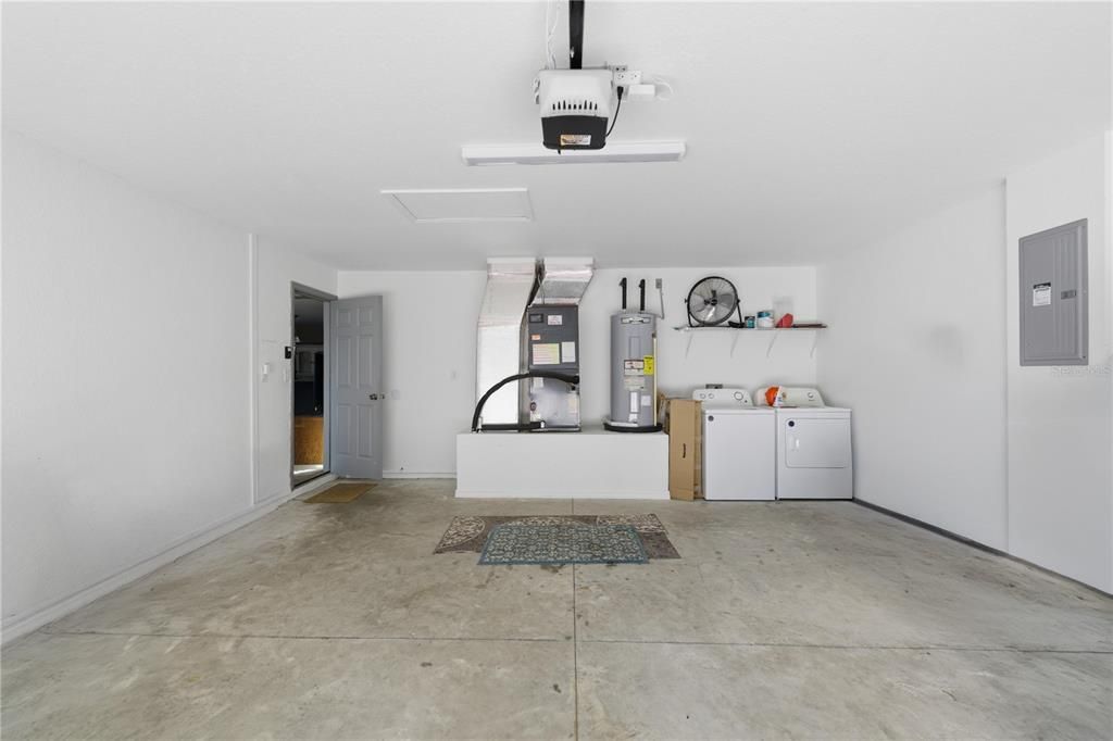 En Venta: $249,900 (3 camas, 2 baños, 1390 Pies cuadrados)