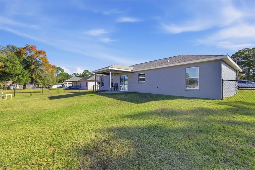 En Venta: $249,900 (3 camas, 2 baños, 1390 Pies cuadrados)