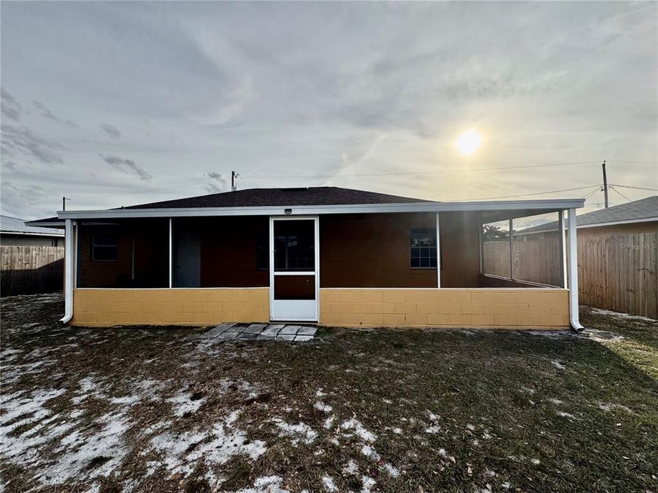 En Venta: $215,000 (3 camas, 1 baños, 1195 Pies cuadrados)