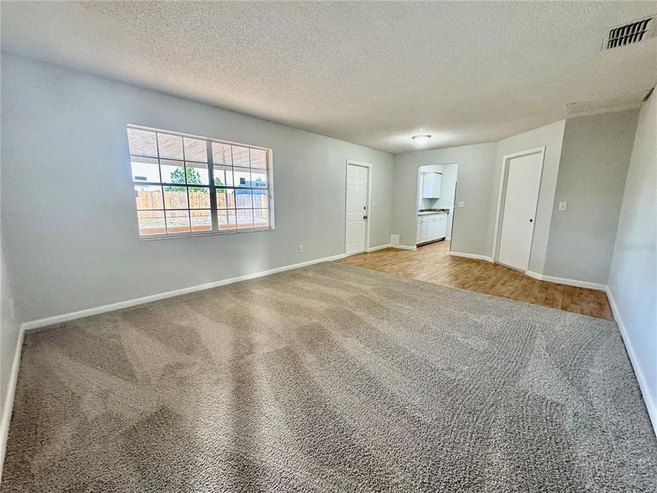 En Venta: $215,000 (3 camas, 1 baños, 1195 Pies cuadrados)