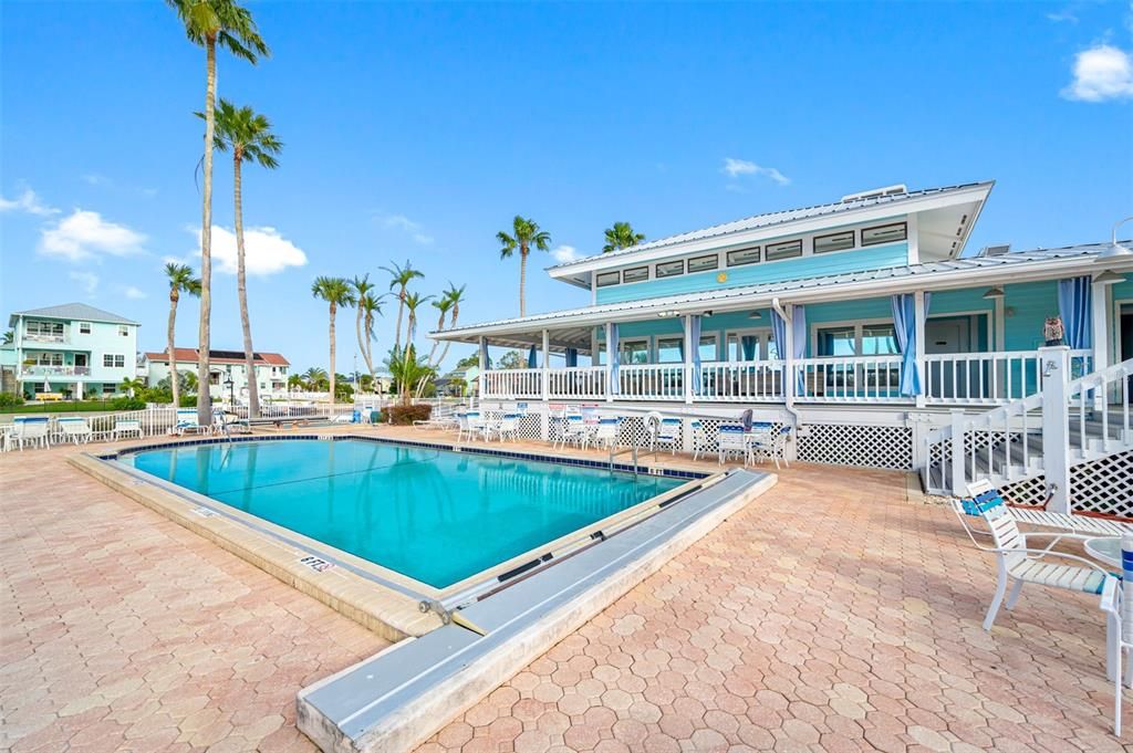 For Sale: $439,900 (3 beds, 3 baths, 2122 Square Feet)