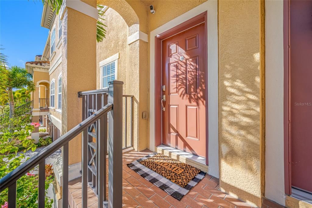 For Sale: $439,900 (3 beds, 3 baths, 2122 Square Feet)