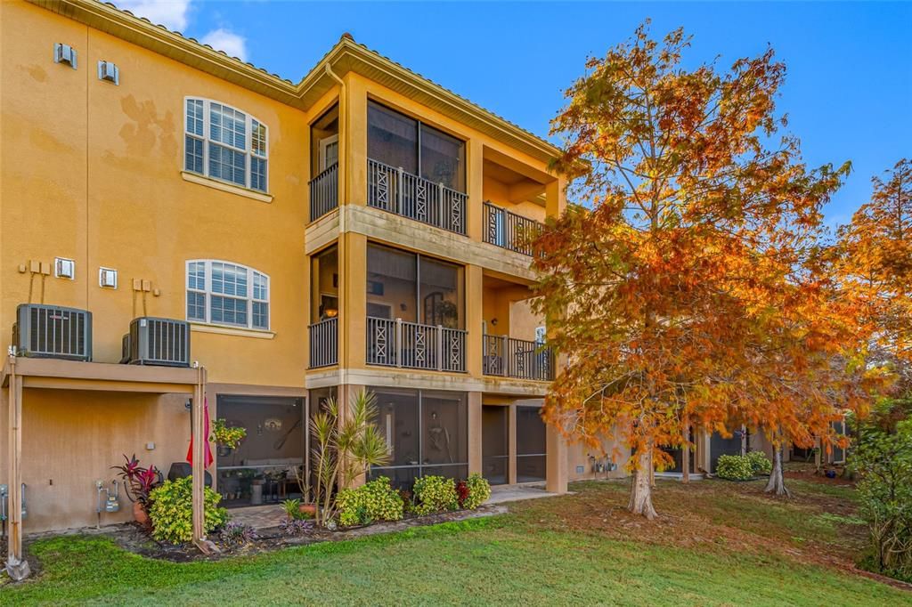 For Sale: $439,900 (3 beds, 3 baths, 2122 Square Feet)