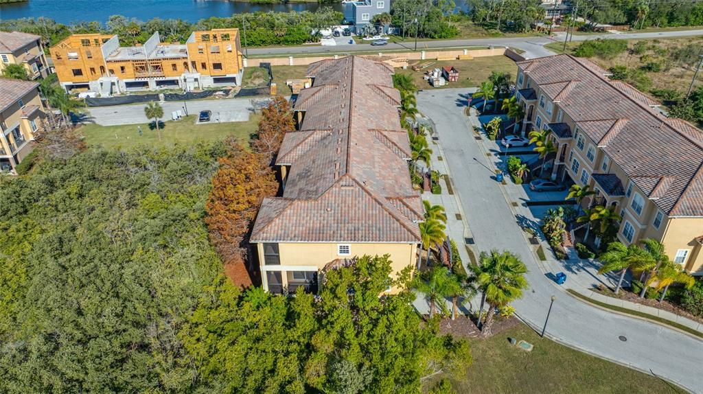 For Sale: $439,900 (3 beds, 3 baths, 2122 Square Feet)