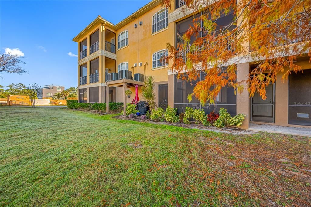 For Sale: $439,900 (3 beds, 3 baths, 2122 Square Feet)