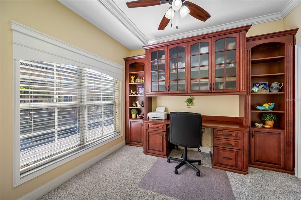 For Sale: $439,900 (3 beds, 3 baths, 2122 Square Feet)