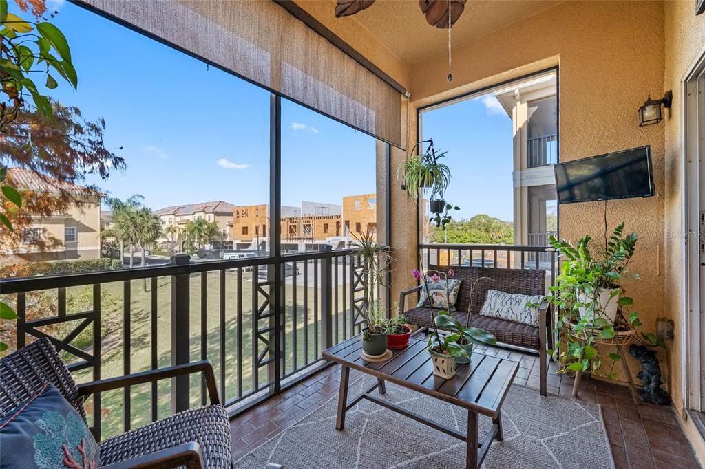 For Sale: $439,900 (3 beds, 3 baths, 2122 Square Feet)