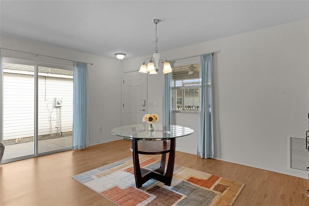 En Venta: $269,000 (2 camas, 2 baños, 1156 Pies cuadrados)