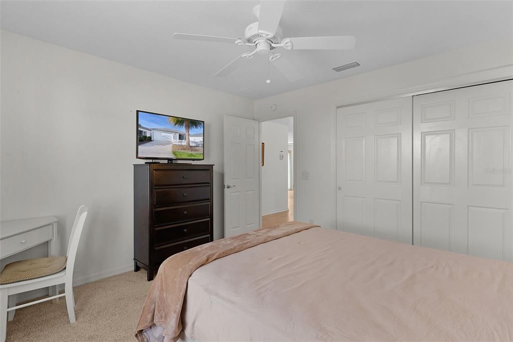 En Venta: $269,000 (2 camas, 2 baños, 1156 Pies cuadrados)