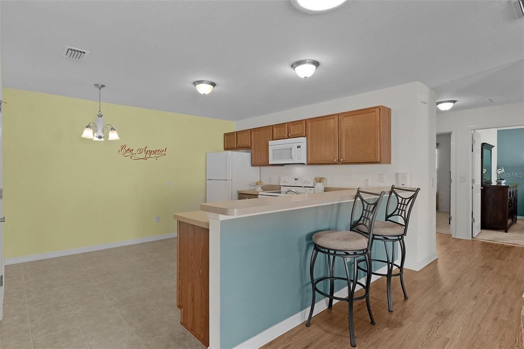 En Venta: $269,000 (2 camas, 2 baños, 1156 Pies cuadrados)