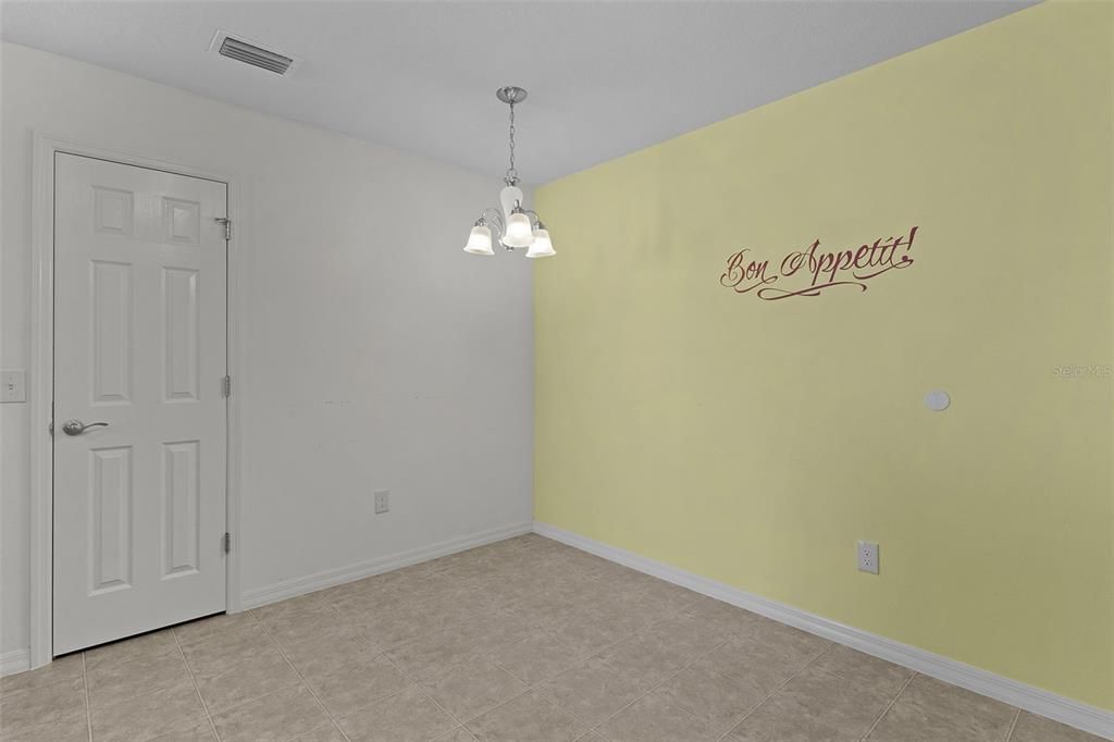 En Venta: $269,000 (2 camas, 2 baños, 1156 Pies cuadrados)