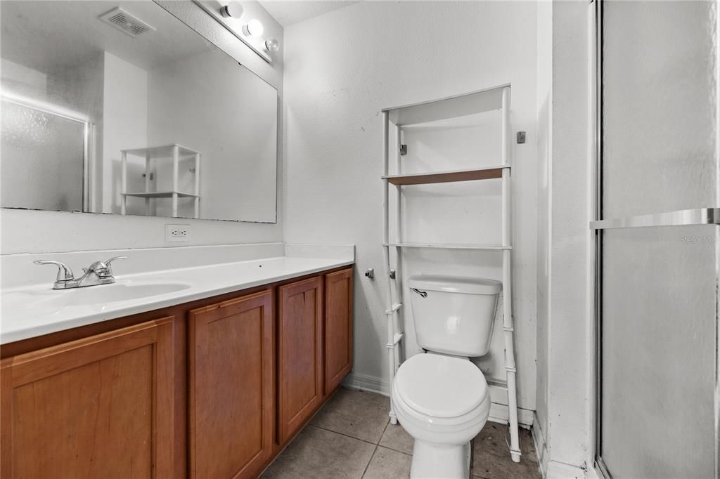 На продажу: $499,000 (5 спален, 4 ванн, 3888 Квадратных фут)