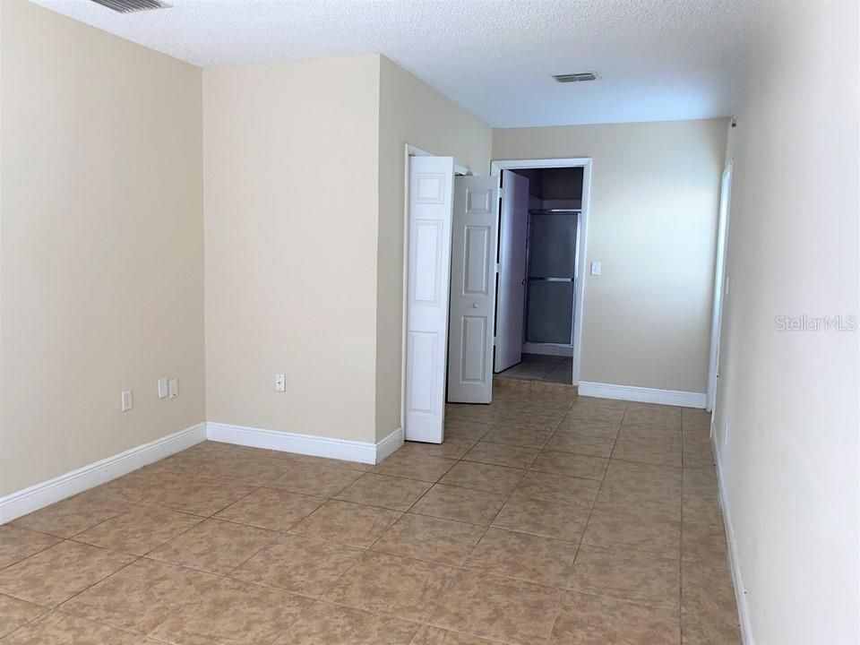 待售: $304,900 (3 贝兹, 2 浴室, 1203 平方英尺)