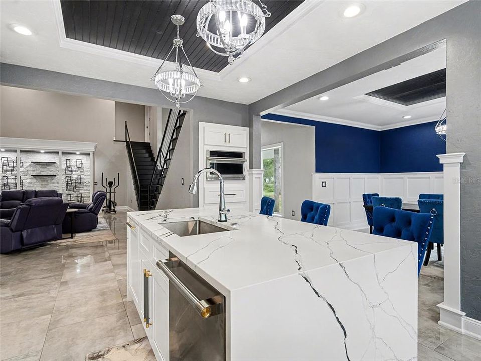 待售: $950,000 (3 贝兹, 3 浴室, 3333 平方英尺)