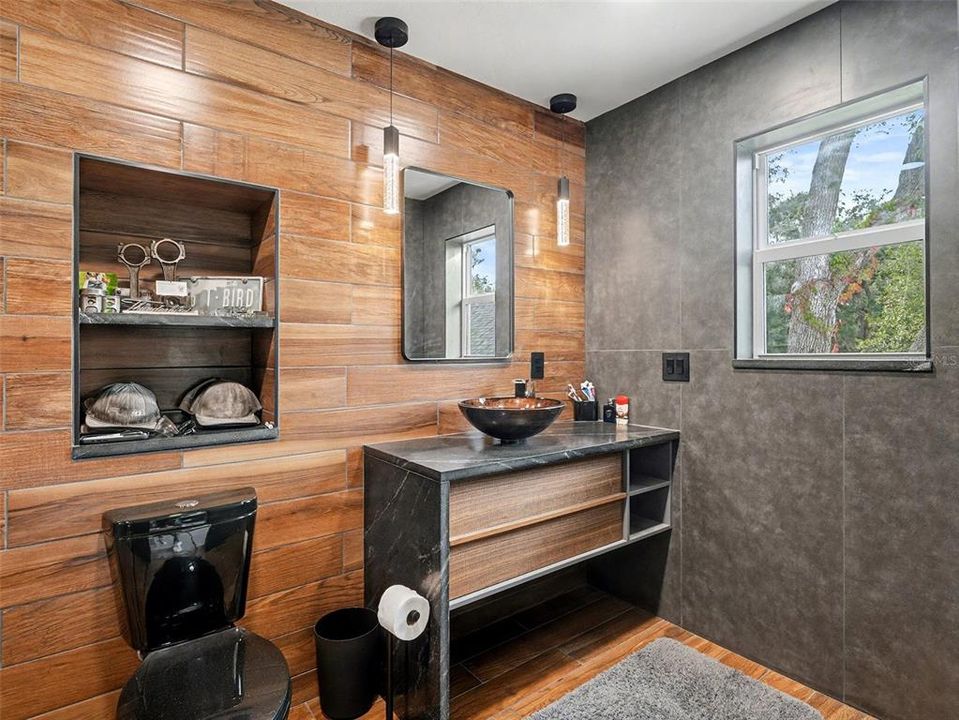 待售: $950,000 (3 贝兹, 3 浴室, 3333 平方英尺)