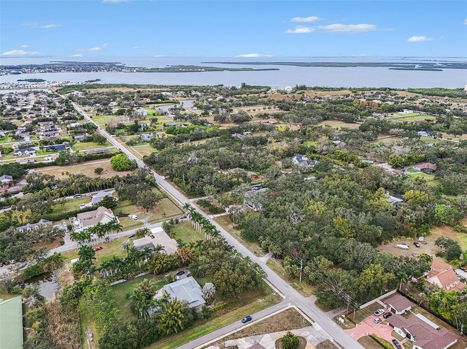 待售: $950,000 (3 贝兹, 3 浴室, 3333 平方英尺)