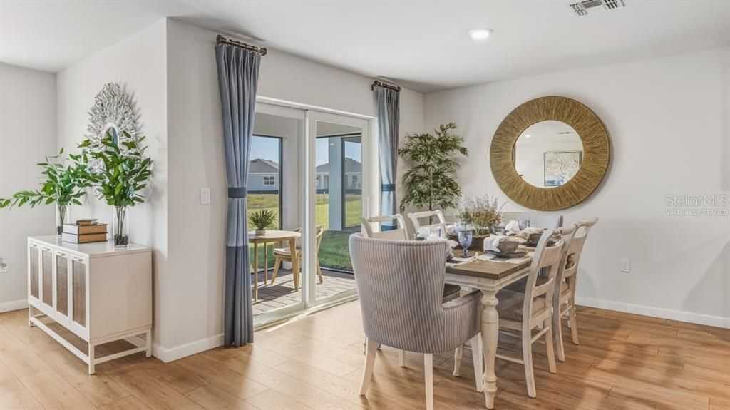 For Sale: $319,990 (4 beds, 2 baths, 1828 Square Feet)