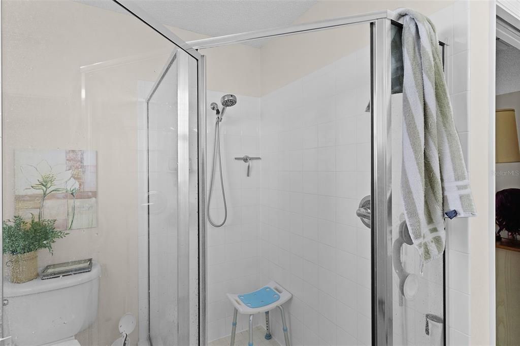 For Sale: $305,000 (2 beds, 2 baths, 1495 Square Feet)