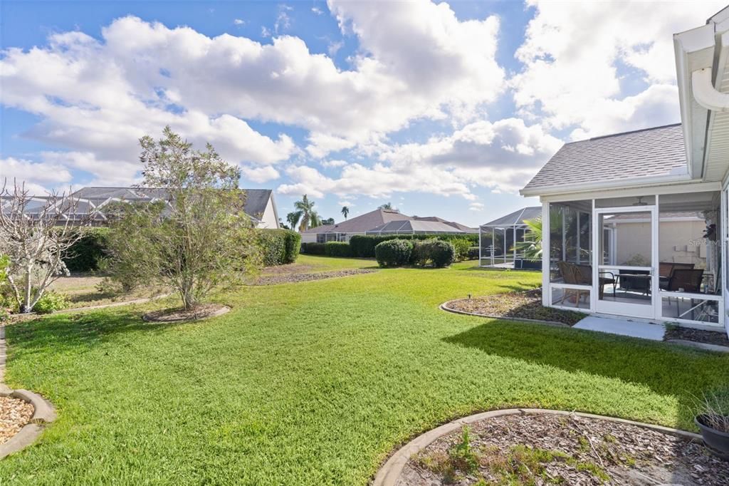 For Sale: $305,000 (2 beds, 2 baths, 1495 Square Feet)