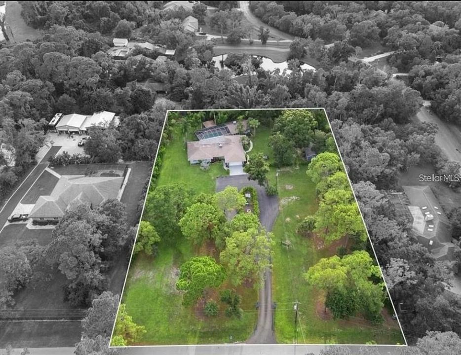 For Rent: $3,500 (5 beds, 3 baths, 2500 Square Feet)