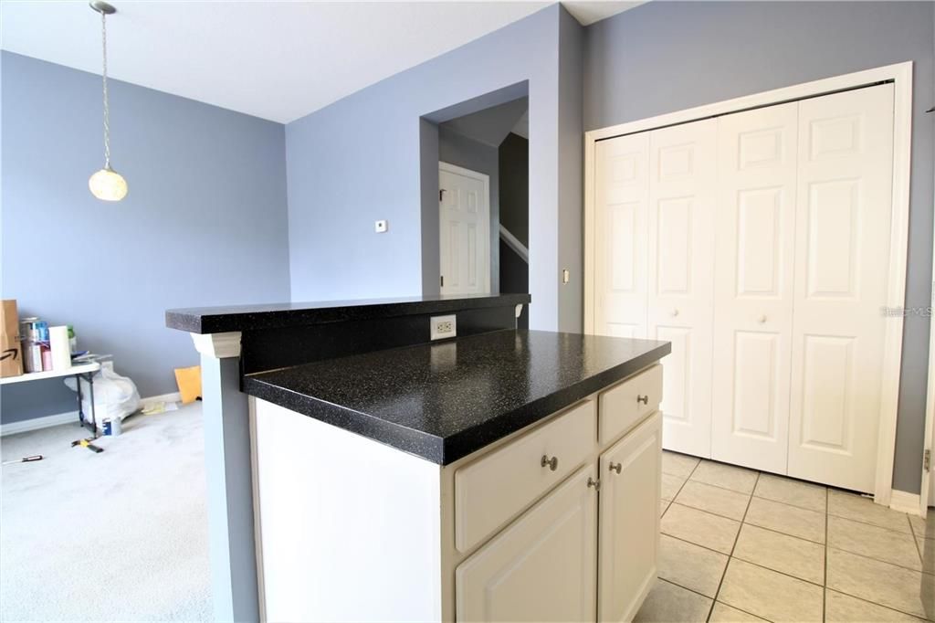 For Rent: $2,350 (2 beds, 2 baths, 1360 Square Feet)