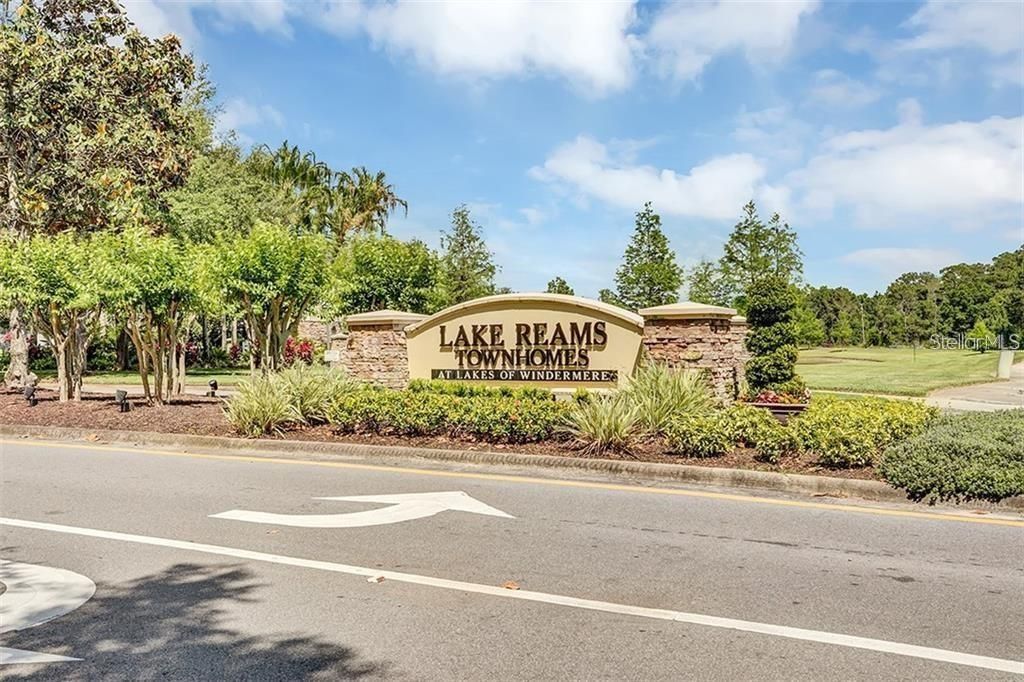 For Rent: $2,350 (2 beds, 2 baths, 1360 Square Feet)