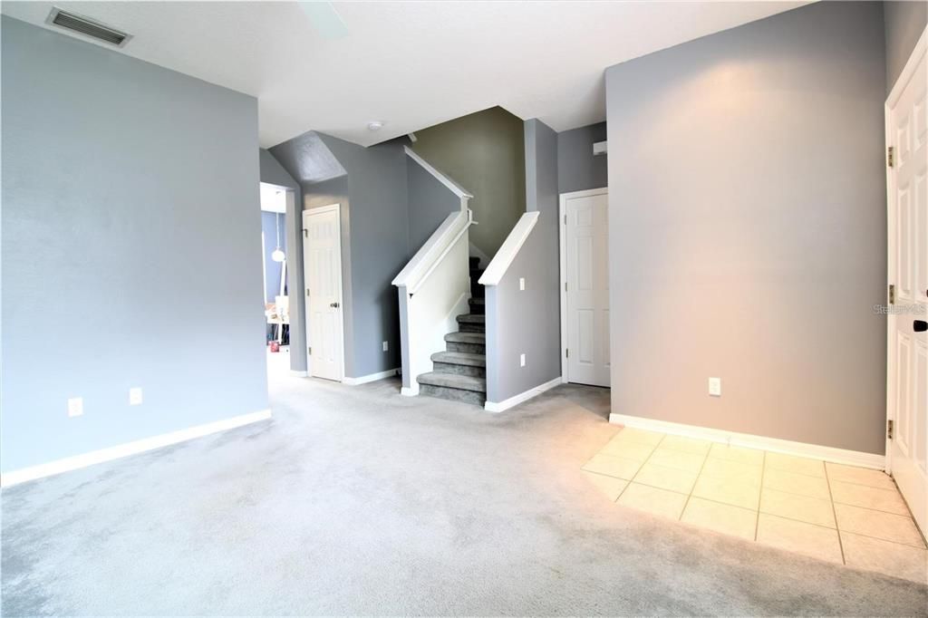 For Rent: $2,350 (2 beds, 2 baths, 1360 Square Feet)