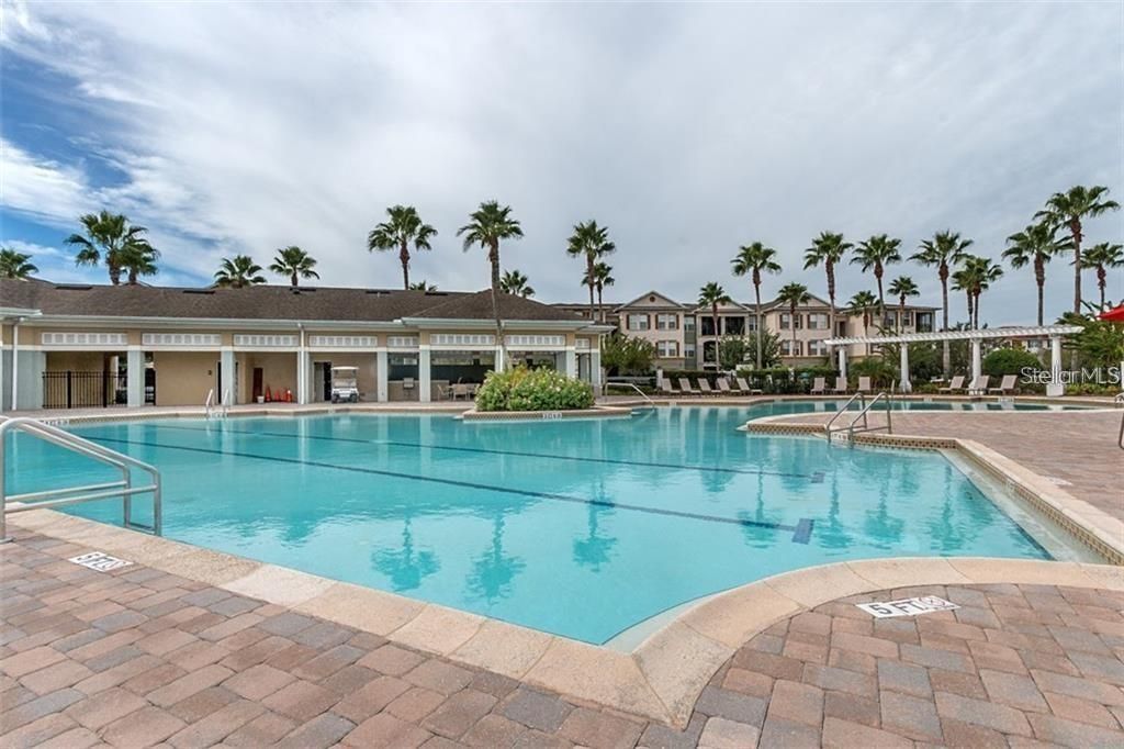 For Rent: $2,350 (2 beds, 2 baths, 1360 Square Feet)