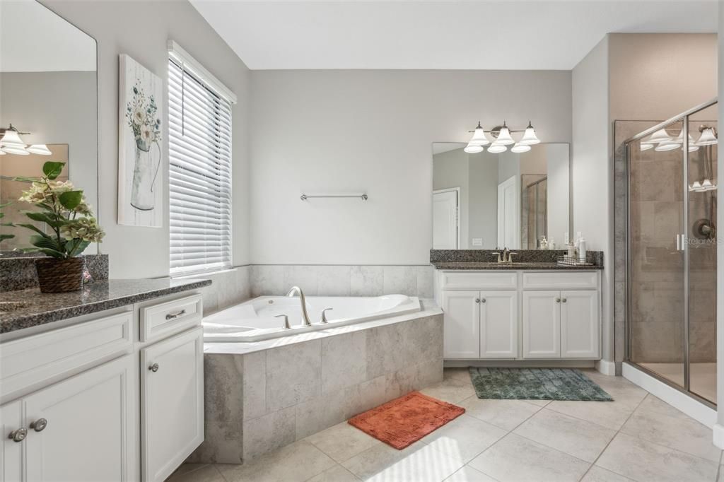 For Rent: $4,000 (5 beds, 3 baths, 3834 Square Feet)